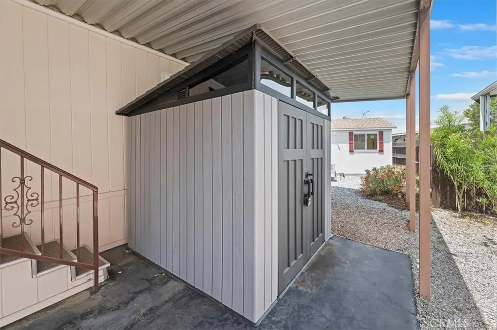 Redlands, California 92374, United States, 2 Bedrooms Bedrooms, ,2 BathroomsBathrooms,Residential,Active,186206