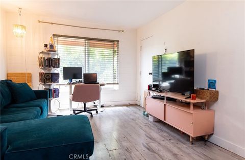 Photo of 225 W 6th St #405, Long Beach, CA 90802 (MLS # DW26072704)