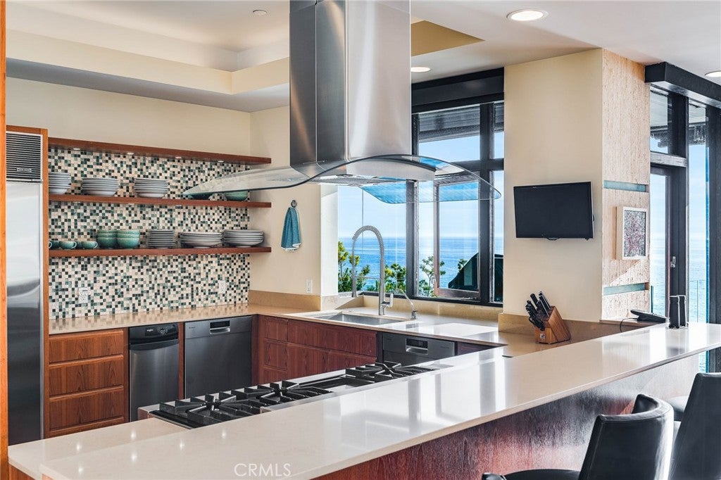 32091 Coast Highway, Laguna Beach CA 92651 - Photo 10