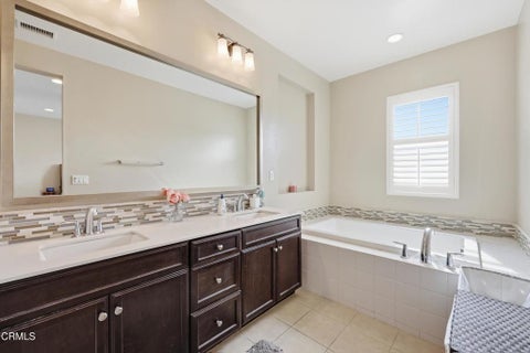 Tiny photo for 11411 Citrus Drive #103, Ventura, CA 93004 (MLS # V1-38626)