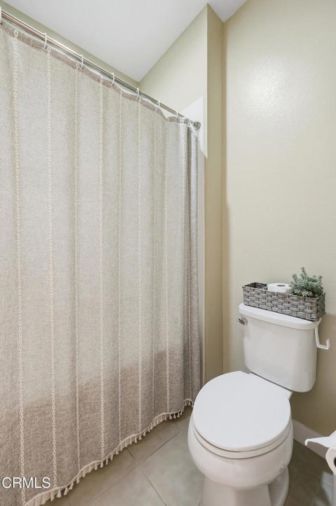 Tiny photo for 11411 Citrus Drive #103, Ventura, CA 93004 (MLS # V1-38626)