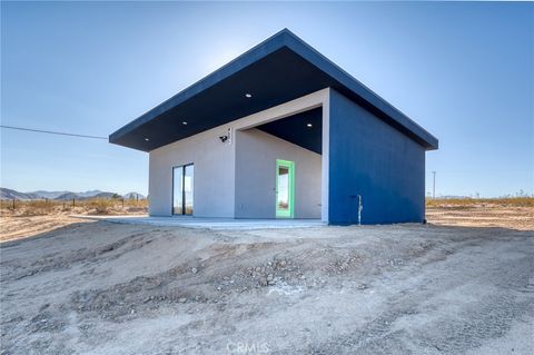 Photo of 4520 Lookout Rd, Landers, CA 92285 (MLS # JT26013916)