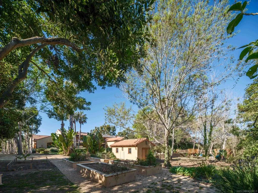 La Jolla, California 92037, United States, 5 Bedrooms Bedrooms, ,4 BathroomsBathrooms,Residential,Active,14864