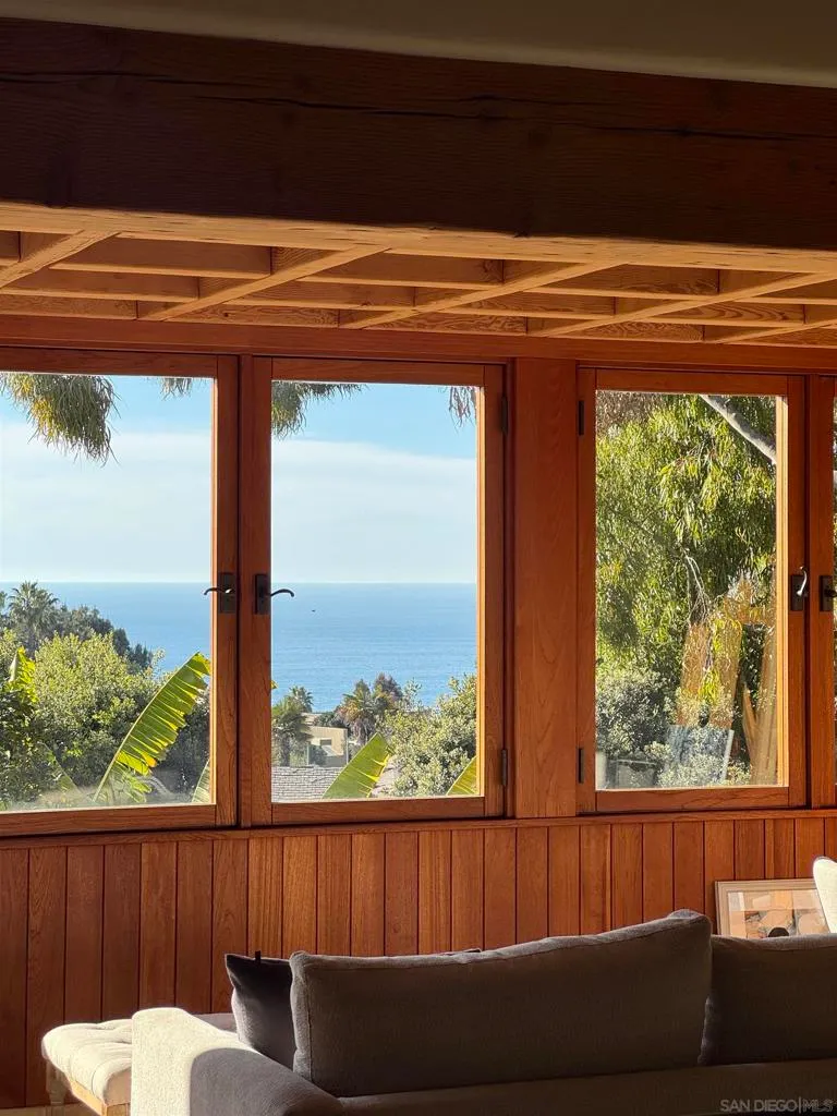 La Jolla, California 92037, United States, 5 Bedrooms Bedrooms, ,4 BathroomsBathrooms,Residential,Active,14864