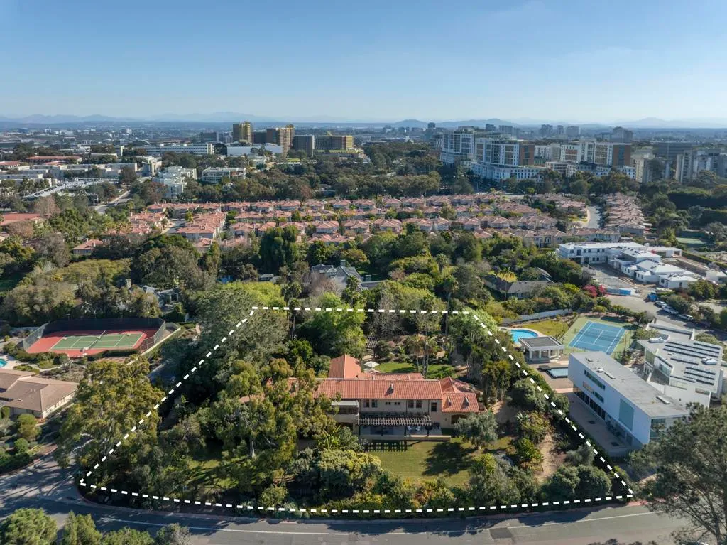 La Jolla, California 92037, United States, 5 Bedrooms Bedrooms, ,4 BathroomsBathrooms,Residential,Active,14864