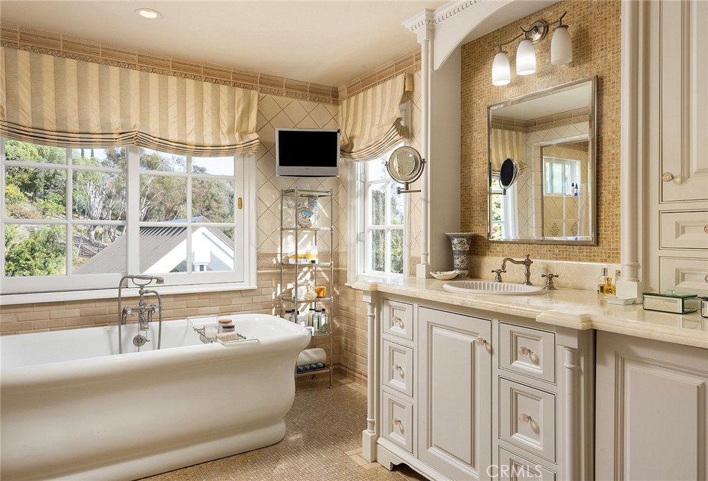 Nellie Gail (NG) - Residential