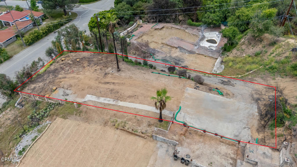 1625 E Loma Alta Drive