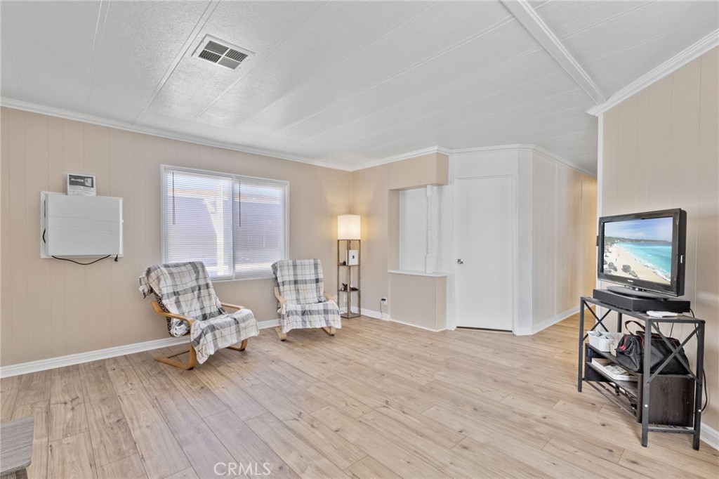22838 Bear Valley 64