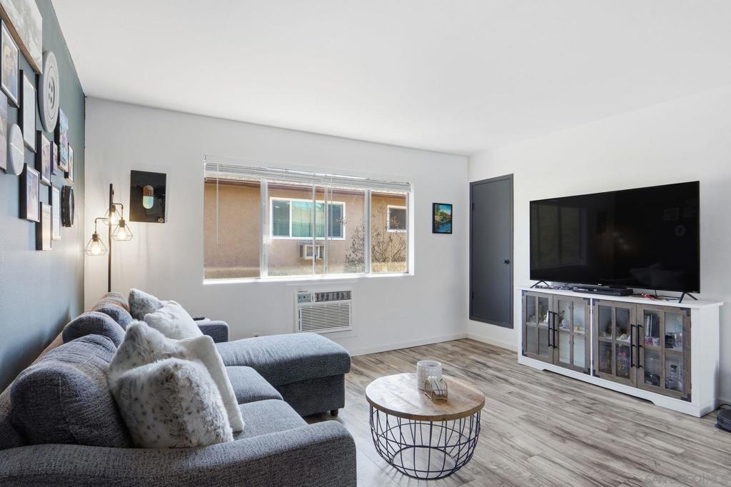 9717 Winter Gardens 180