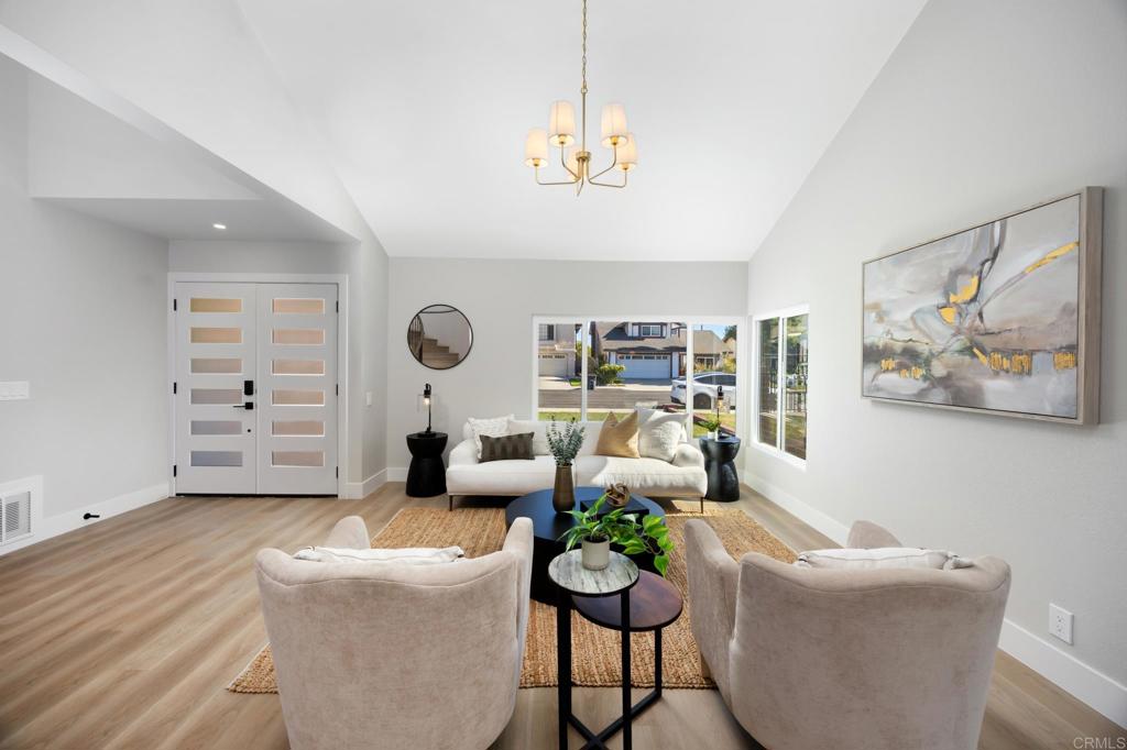 8195 Dracaena Dr
