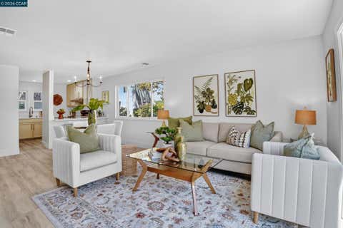 Photo of 31 Mozden Ln LN, Pleasant Hill, CA 94523 (MLS # 41145214)