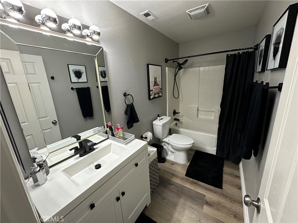 Cambridge Collection (CAMBC) - Residential