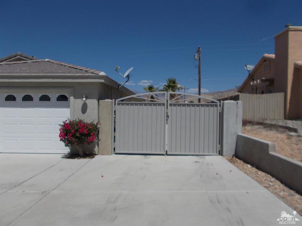 Vista Del Valle - Residential Lease