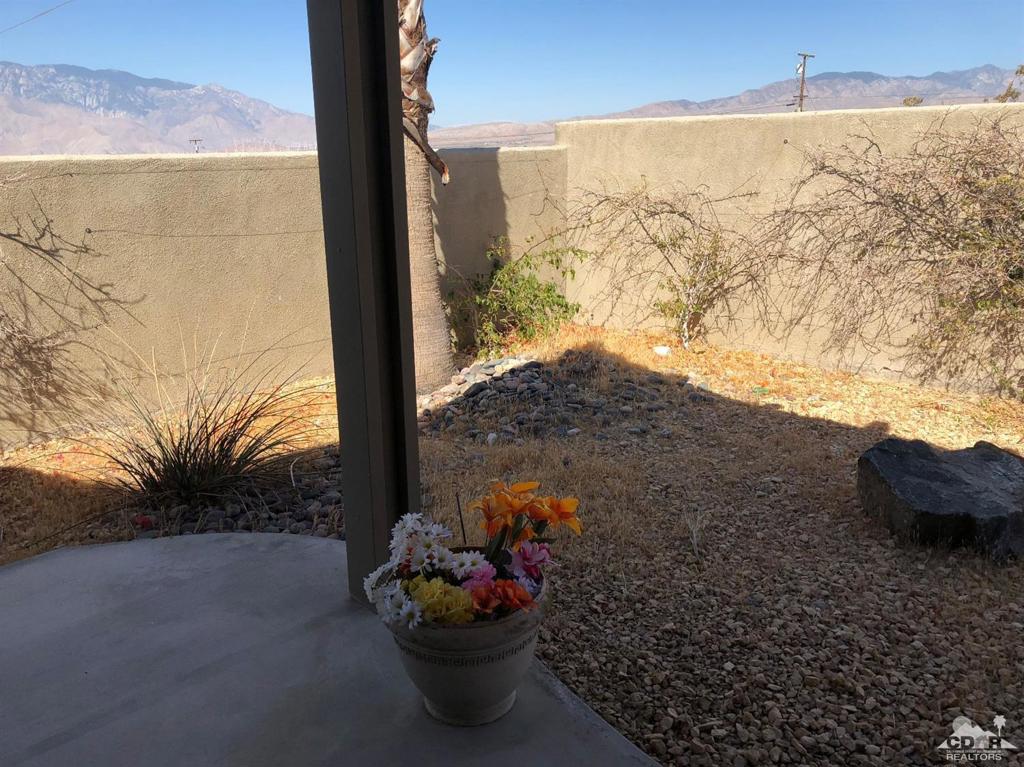 Vista Del Valle - Residential Lease