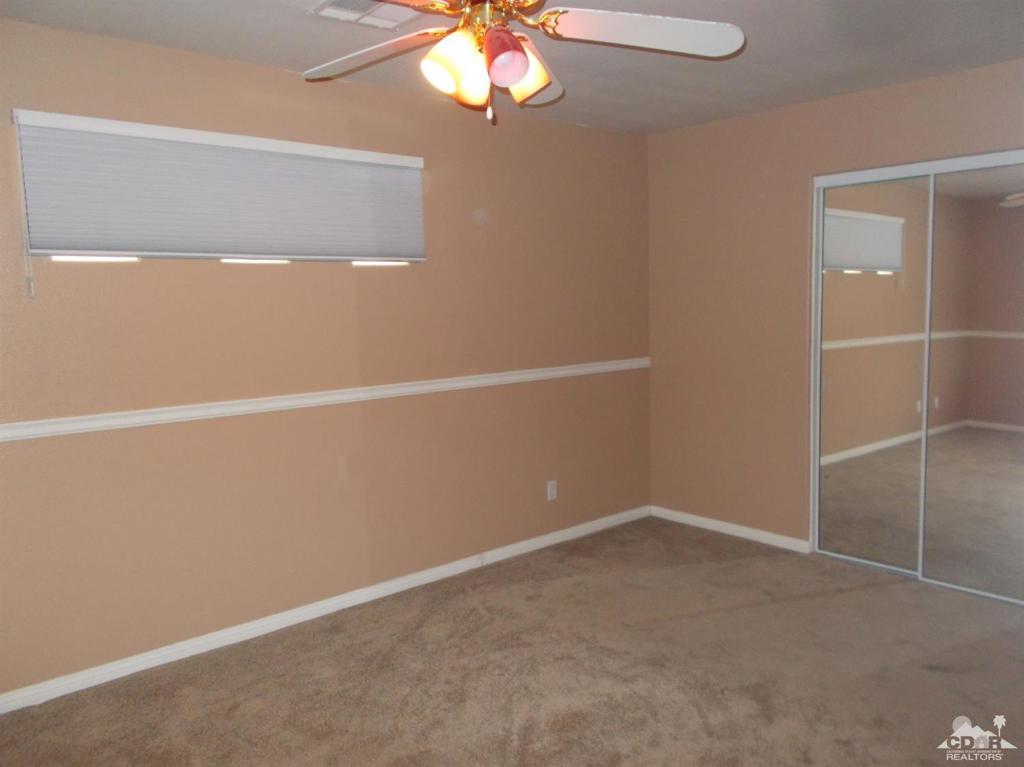 Vista Del Valle - Residential Lease