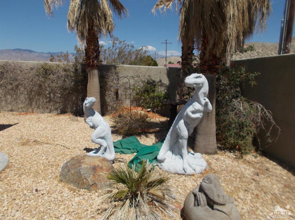 Vista Del Valle - Residential Lease