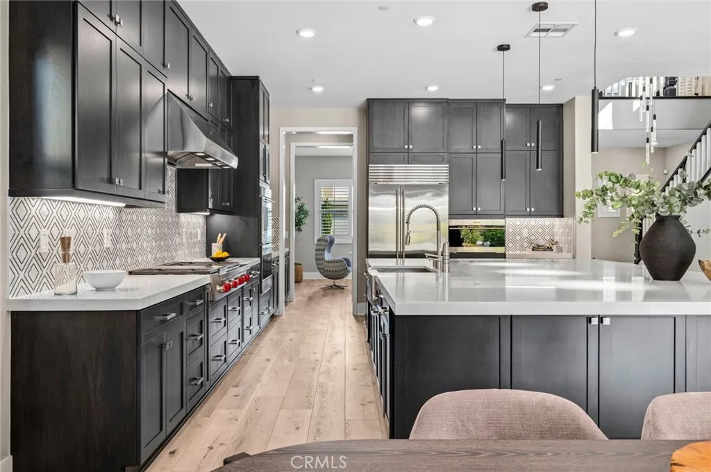 Irvine, California 92618, United States, 4 Bedrooms Bedrooms, ,5 BathroomsBathrooms,Residential,Pending,247561