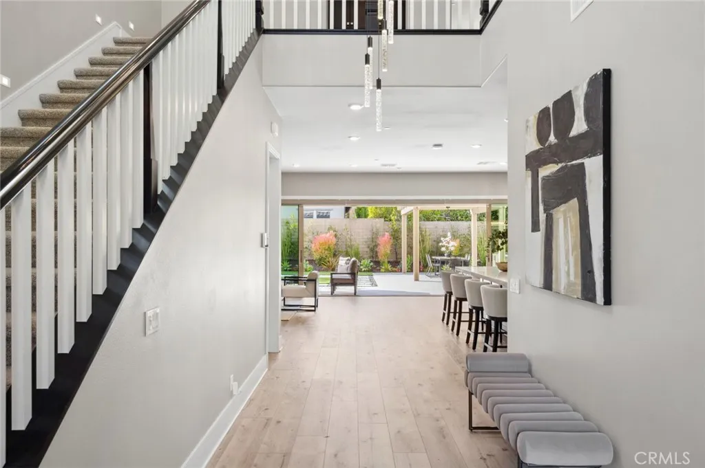 Irvine, California 92618, United States, 4 Bedrooms Bedrooms, ,5 BathroomsBathrooms,Residential,Pending,247561