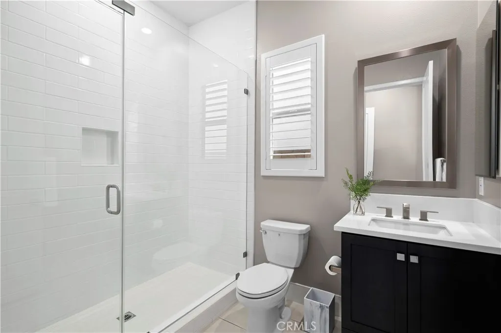 Irvine, California 92618, United States, 4 Bedrooms Bedrooms, ,5 BathroomsBathrooms,Residential,Pending,247561