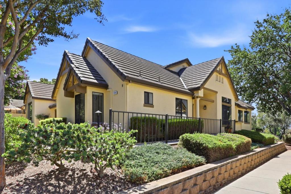 Photo of 7509 Deveron Court, San Jose, CA 95135 (MLS # ML82060663)