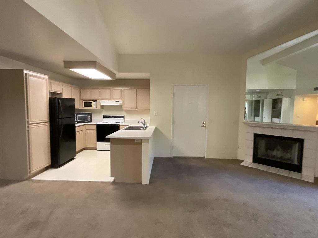 Rancho Bernardo - Residential Lease