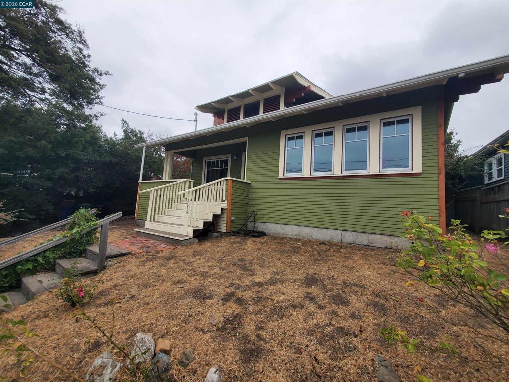 2836 San Luis St ST, Richmond CA 94804