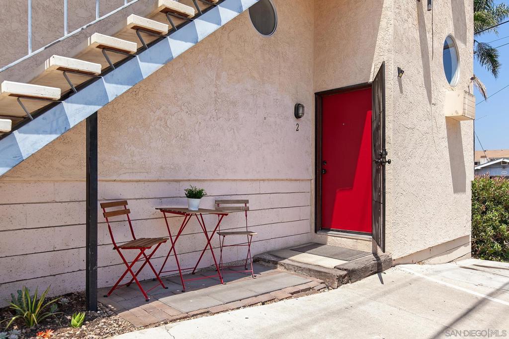 4921 Trojan Avenue 2