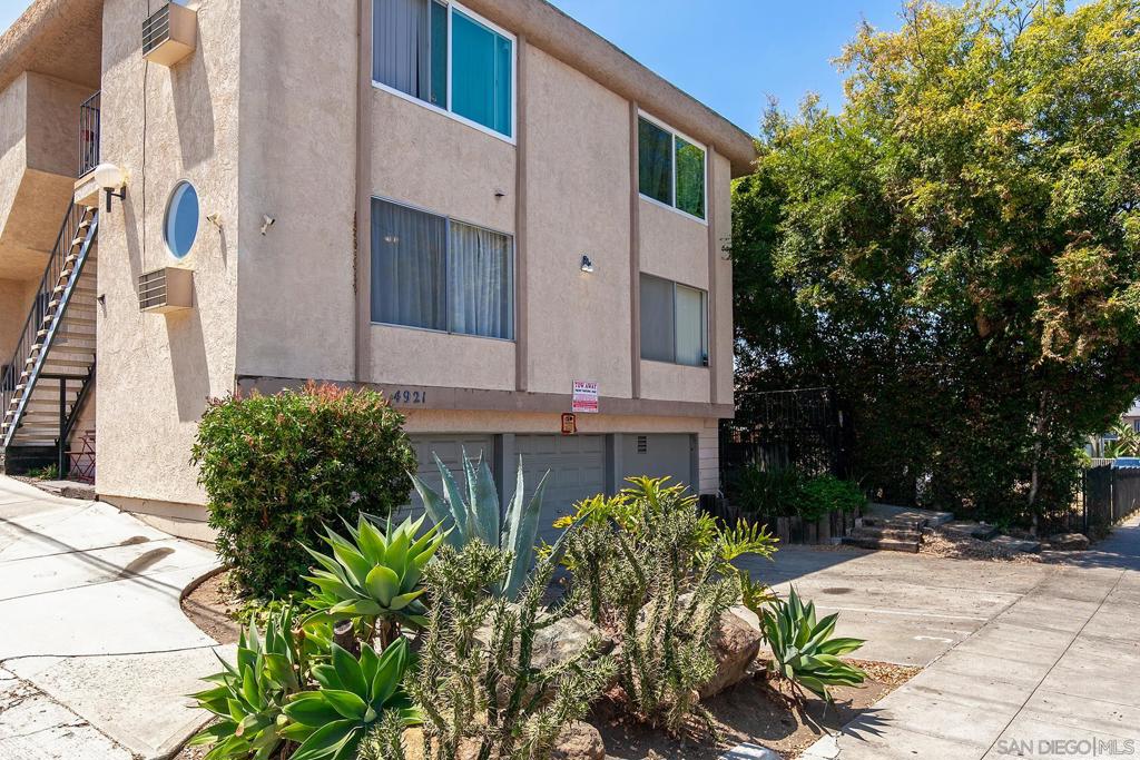 4921 Trojan Avenue 2