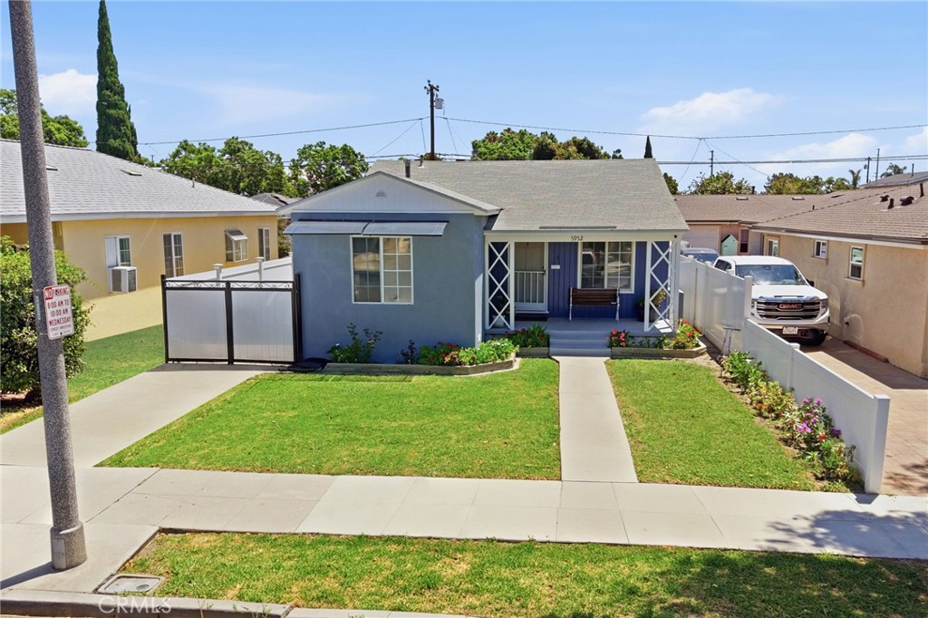 5952 Gaviota