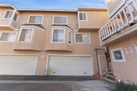 Photo of 2915 E 60th Pl Pl #A, Huntington Park, CA 90255 (MLS # PW26021799)