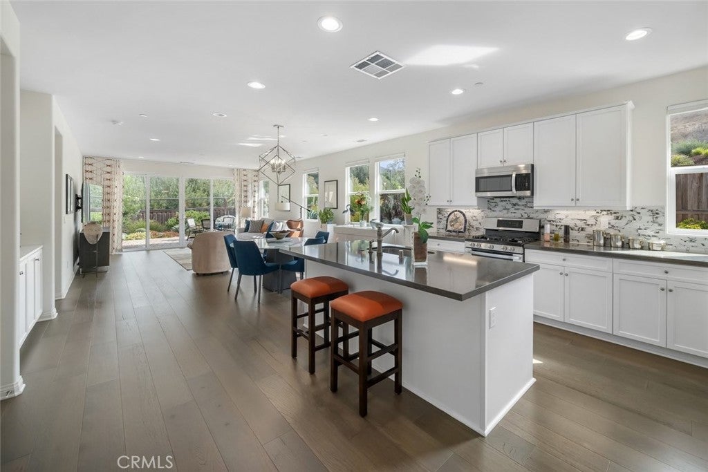 1224 Twin Creek Road