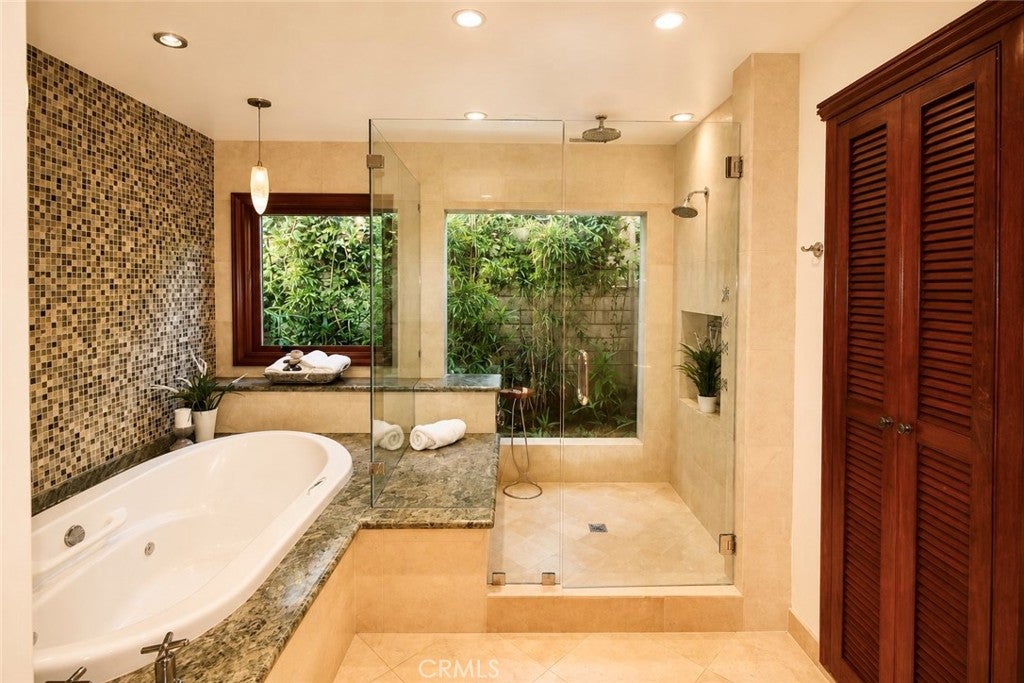 28 Cambridge, Irvine CA 92620 - Photo 27