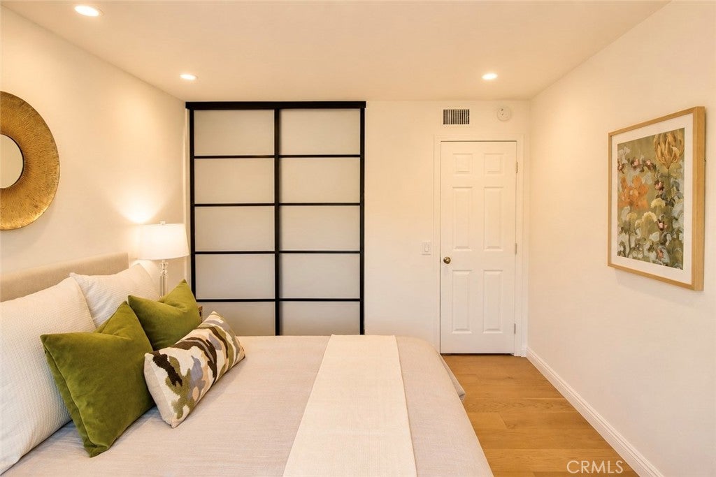 28 Cambridge, Irvine CA 92620 - Photo 38