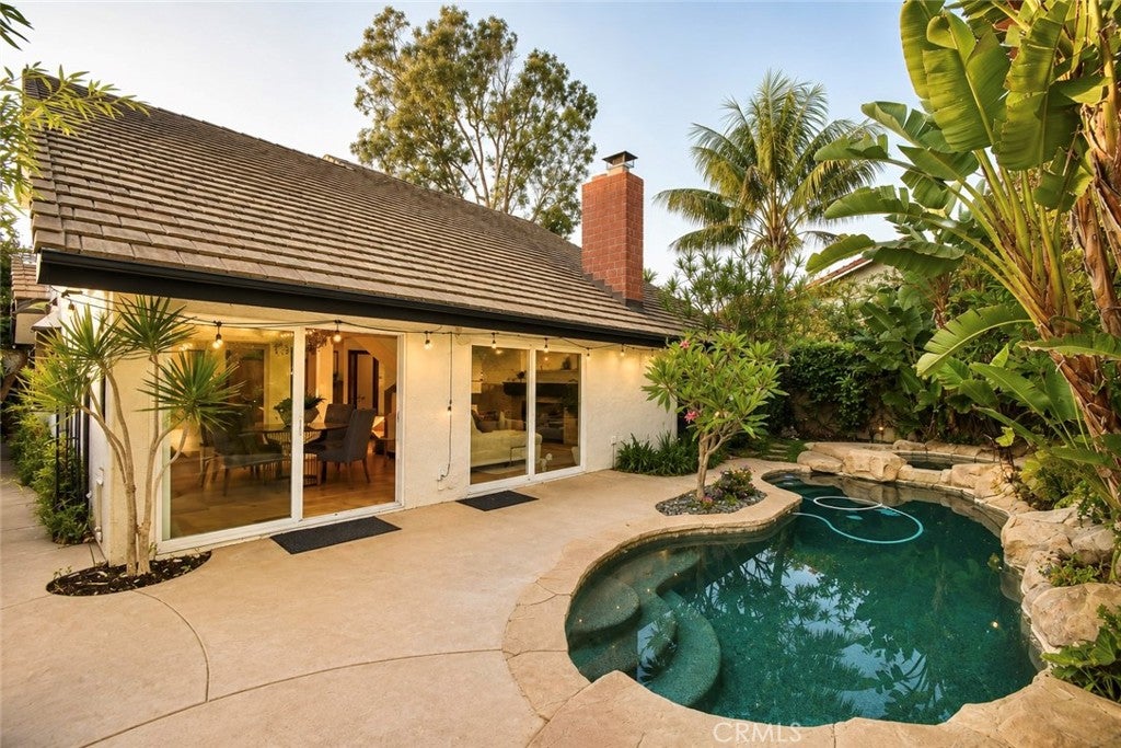 28 Cambridge, Irvine CA 92620 - Photo 7