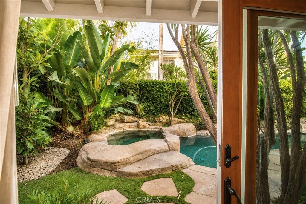 28 Cambridge, Irvine CA 92620 - Photo 24