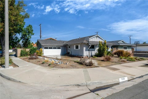 Photo of 1225 E Balsam AVE, Anaheim, CA 92805 (MLS # PW26217931)