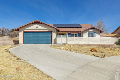 Photo of 3459 Whisper Sands Avenue, Rosamond, CA 93560 (MLS # 226001327)