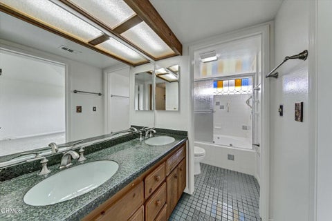 Tiny photo for 2831 HARBOR Boulevard, Oxnard, CA 93035 (MLS # V1-37117)