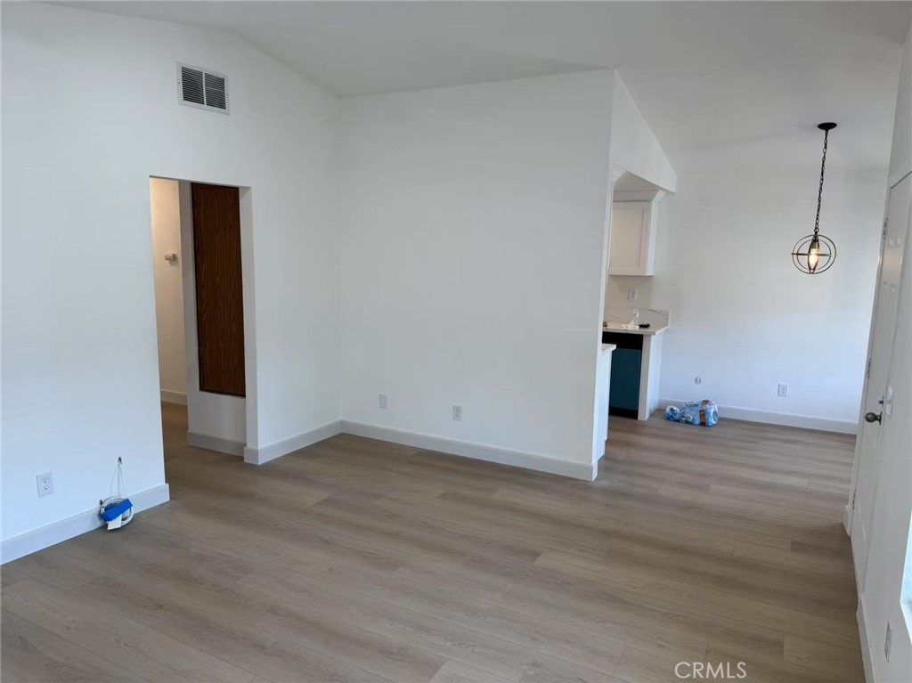 Properties 1 5111 El Circulo