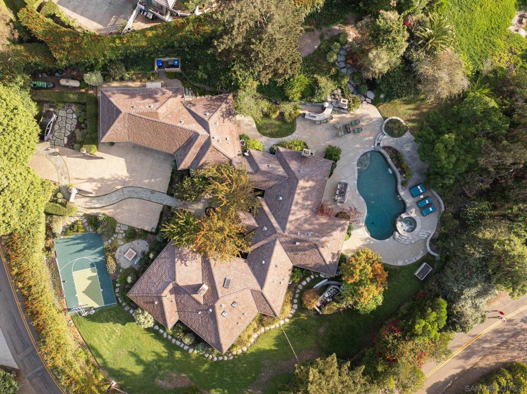 Rancho Santa Fe - Residential