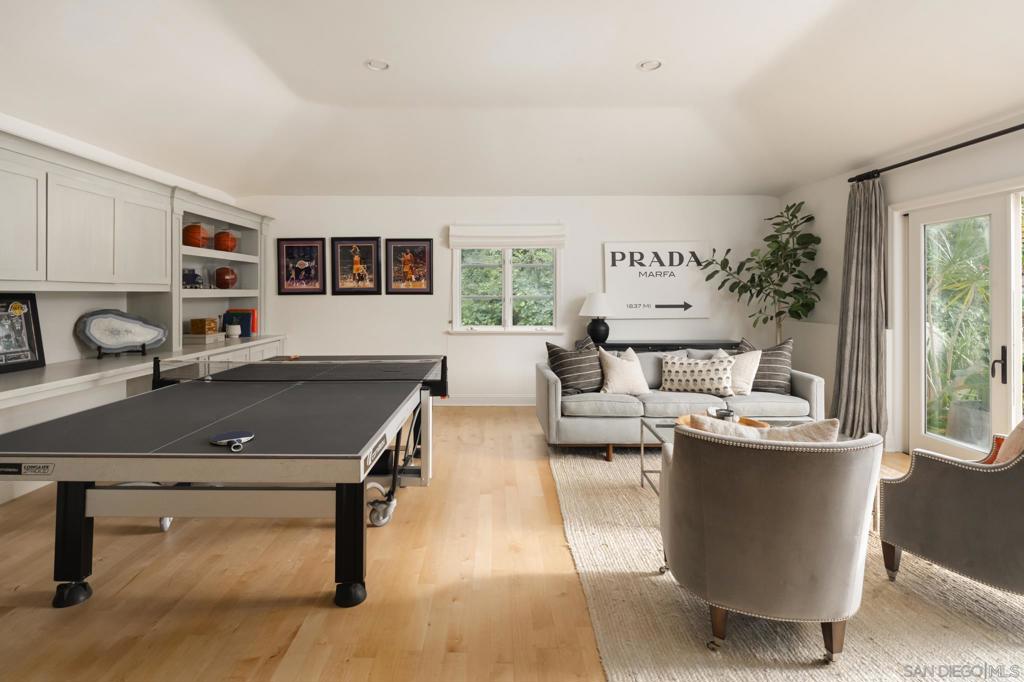 Rancho Santa Fe - Residential