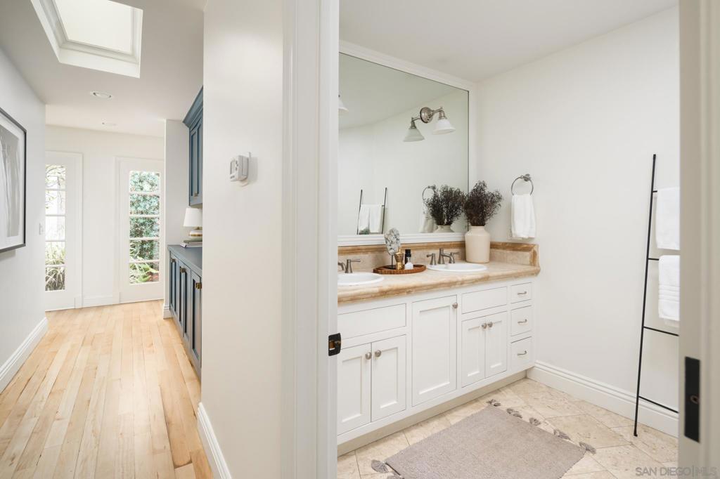 Rancho Santa Fe - Residential