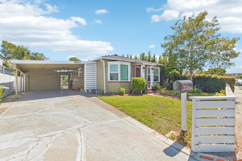 Photo of 8653 Washington Ave Ave, La Mesa, CA 91942 (MLS # 260014733SD)