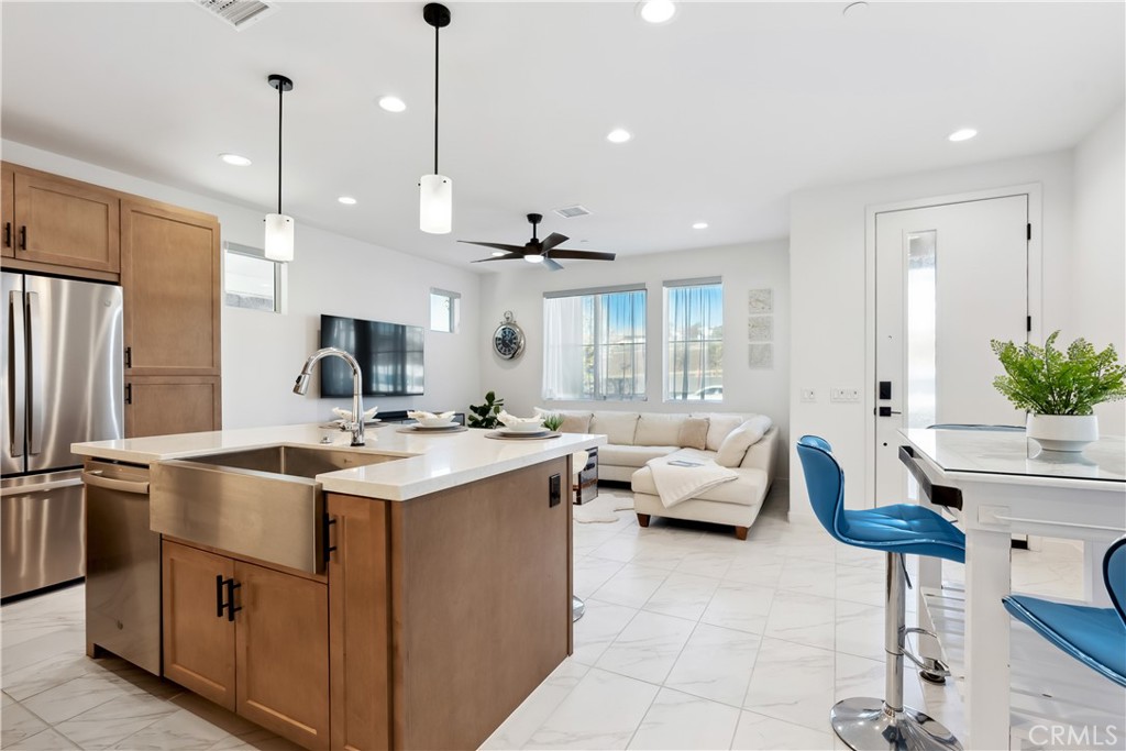 2371 Horseback Rd
