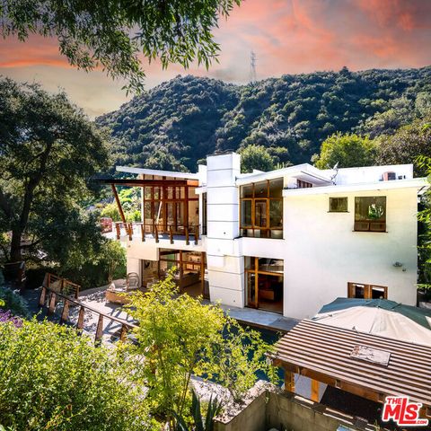 Photo of 3600 Mandeville Canyon Road, Los Angeles, CA 90049 (MLS # 26834505)