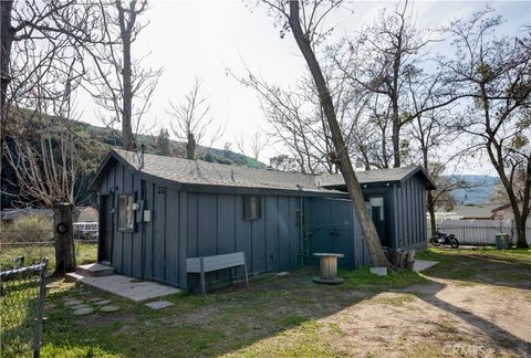 Tiny photo for 43677 Trail M, Lake Hughes, CA 93532 (MLS # SR26045893)