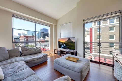 Photo of 777 6Th Ave Ave #419, San Diego, CA 92101 (MLS # 260008239SD)