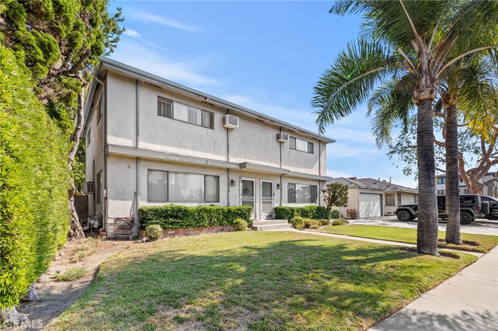 Located within the prestigious Arcadia School District, this desirable triplex offers an exceptional investment or multi-generational living opportunity. The property features 3 distinct residences, including two spacious front townhome style units and a private rear unit above the garage. Each of the front units is two stories, approximately 1,000 sf, with 2 bedrooms and 2 bathrooms. These units feature a functional and appealing layout: the first floor includes a bright living room, a well-appointed kitchen, a laundry area, and a convenient half bath. Upstairs you'll find two large sized bedrooms and a full bathroom.
The rear unit, located above the detached garage, is a charming 1 bedroom, 1 bathroom residence spanning approximately 810 sf. This unit offers an open living space, a well-equipped kitchen, an oversized bedroom and bathroom, and a covered balcony. Large windows offer plenty of natural light. Each unit comes with one garage parking space and one additional parking spot. Ideally situated within walking distance to shopping, dining, and public transportation, this property combines comfort, convenience and strong rental appeal in one of Arcadia's most sought after neighborhoods.