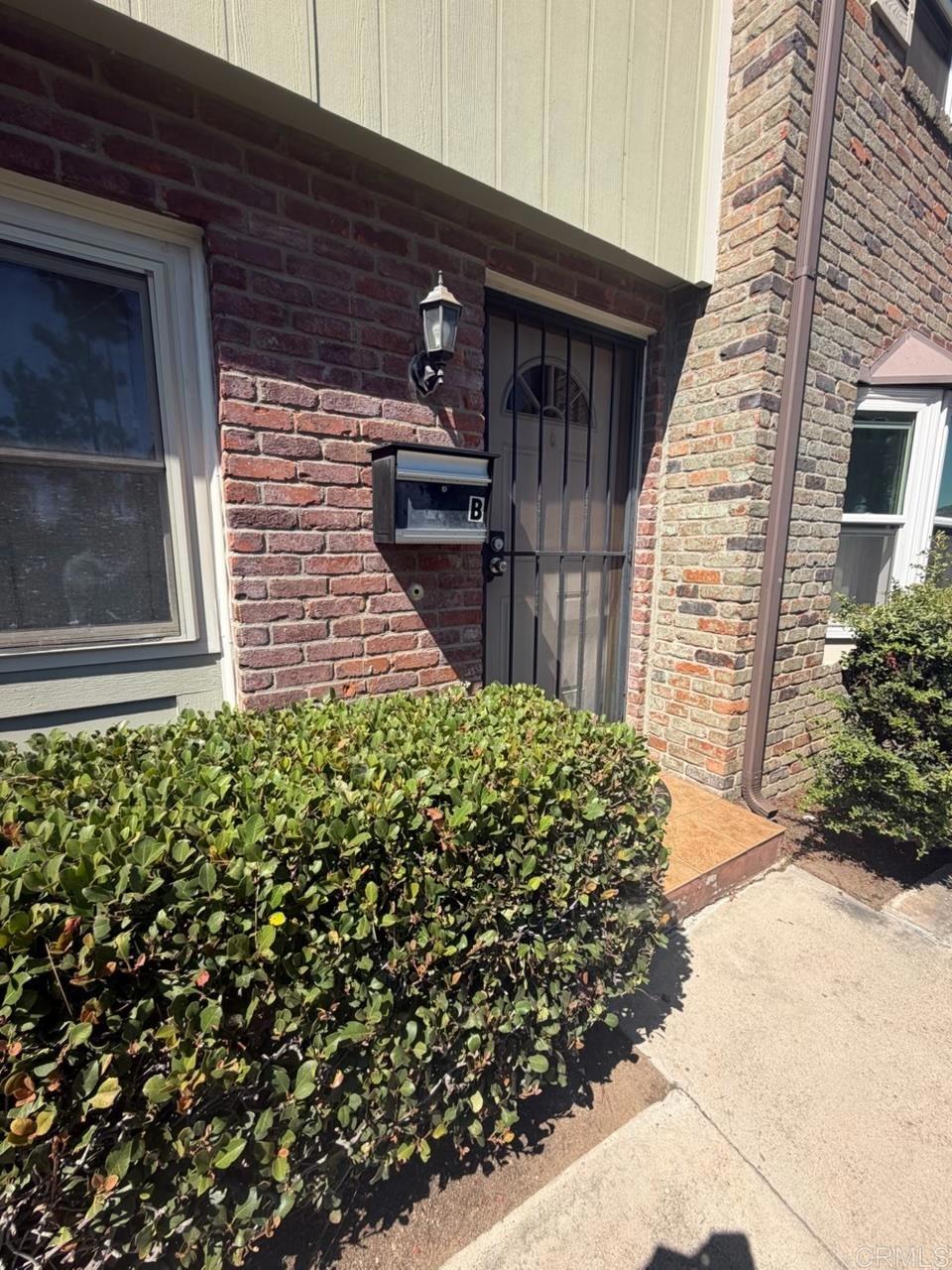 11937 Royal Road B, El Cajon CA 92021
