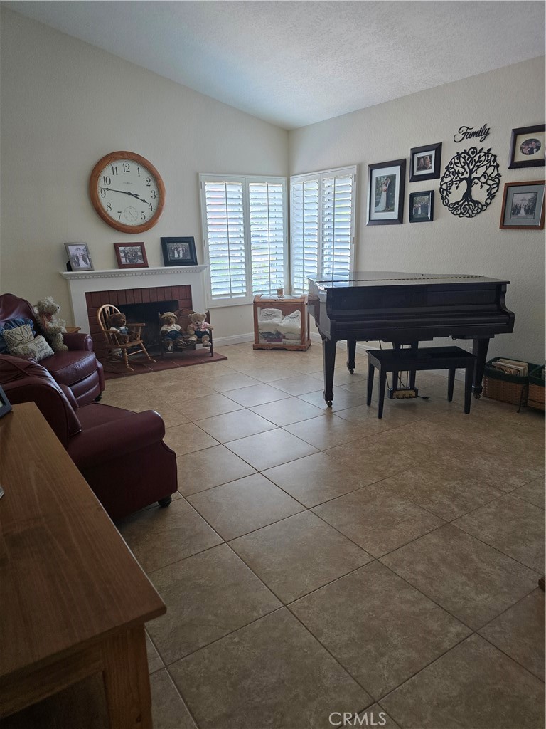 Anaheim Highlands (ANHL) - Residential